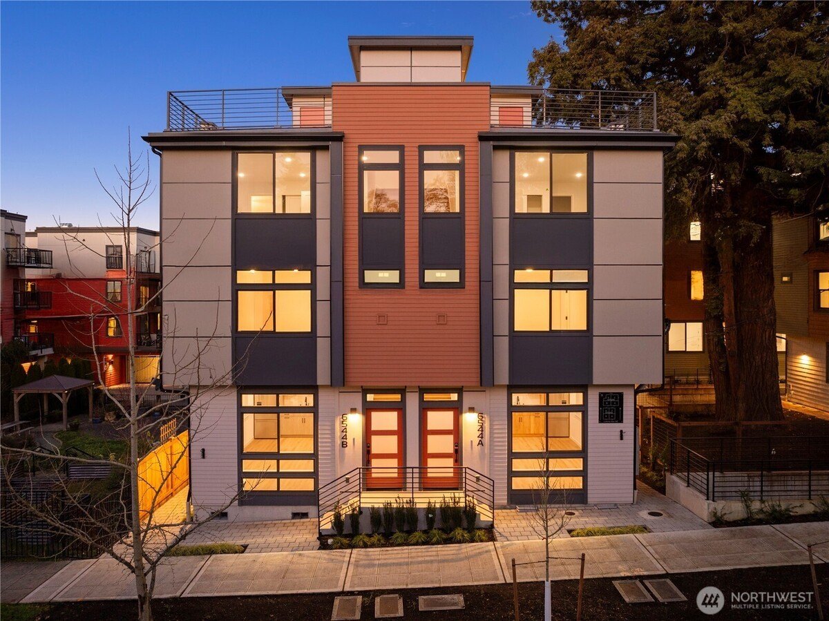 2 bed, 2 bath in Seattle