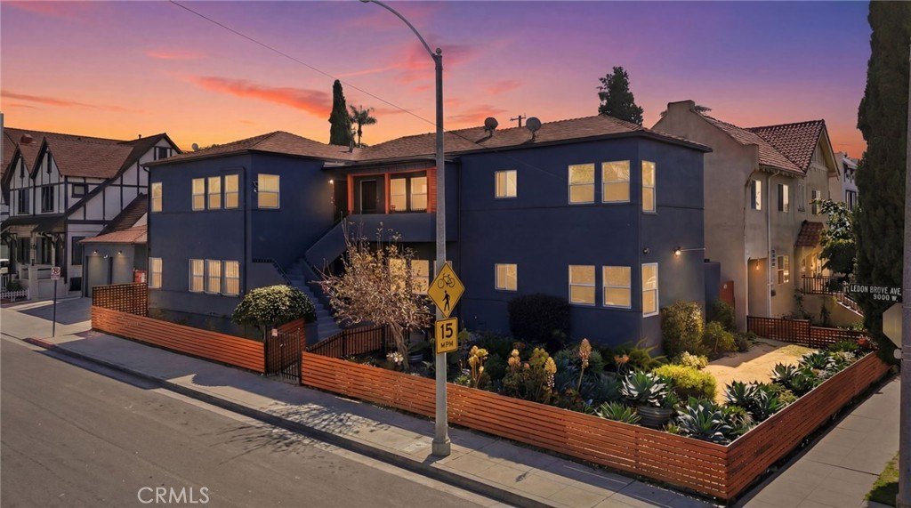 1 bed, 1 bath in Los Angeles
