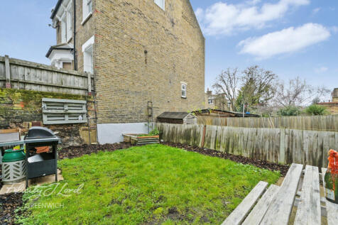 1 bed, 1 bath Apartment in London - Photo 4