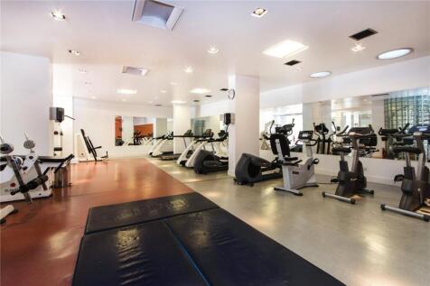 1 bed, 1 bath Apartment in London - Photo 11