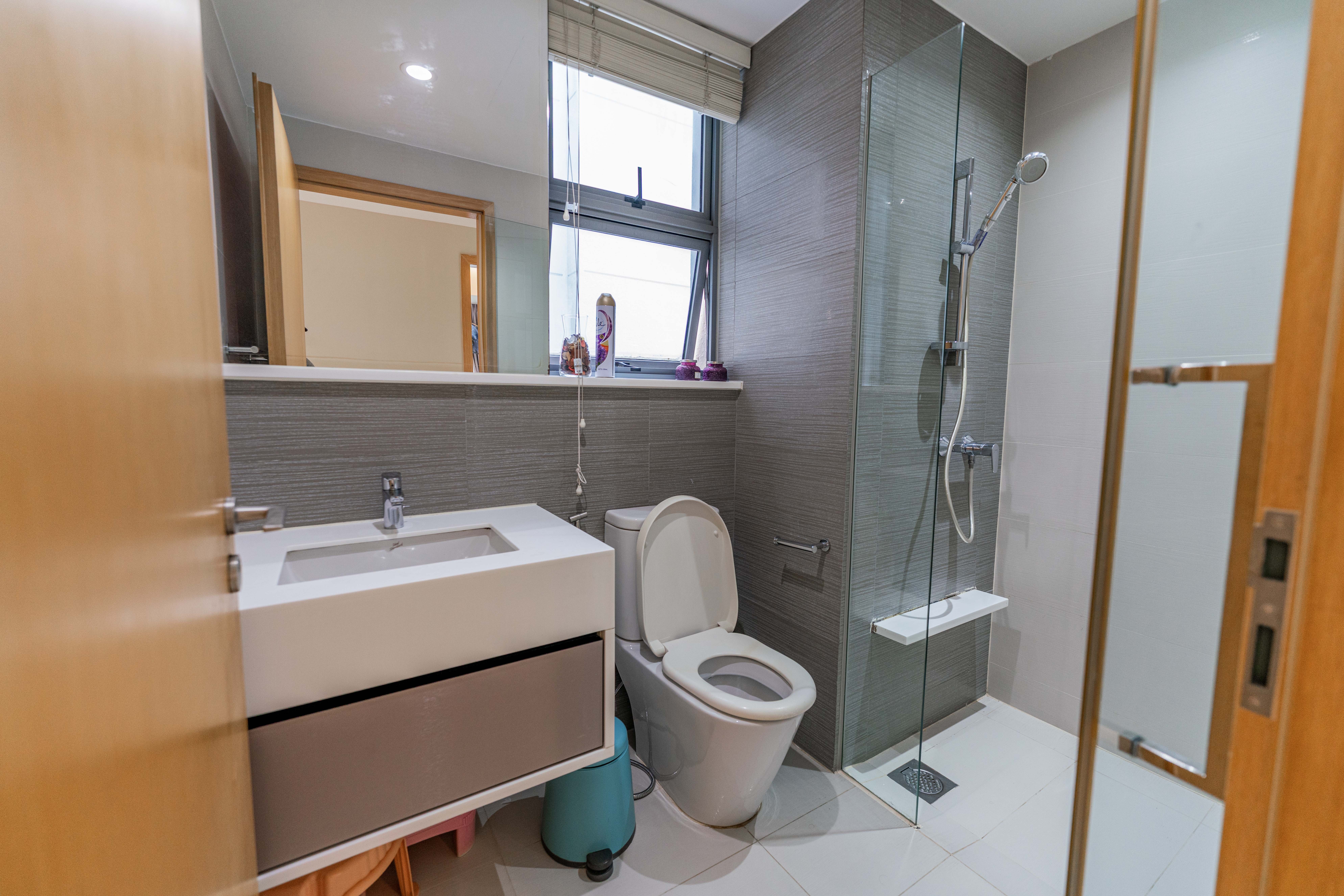 High-Floor Living with City & Reservoir Views at H2O Residences - Photo 10