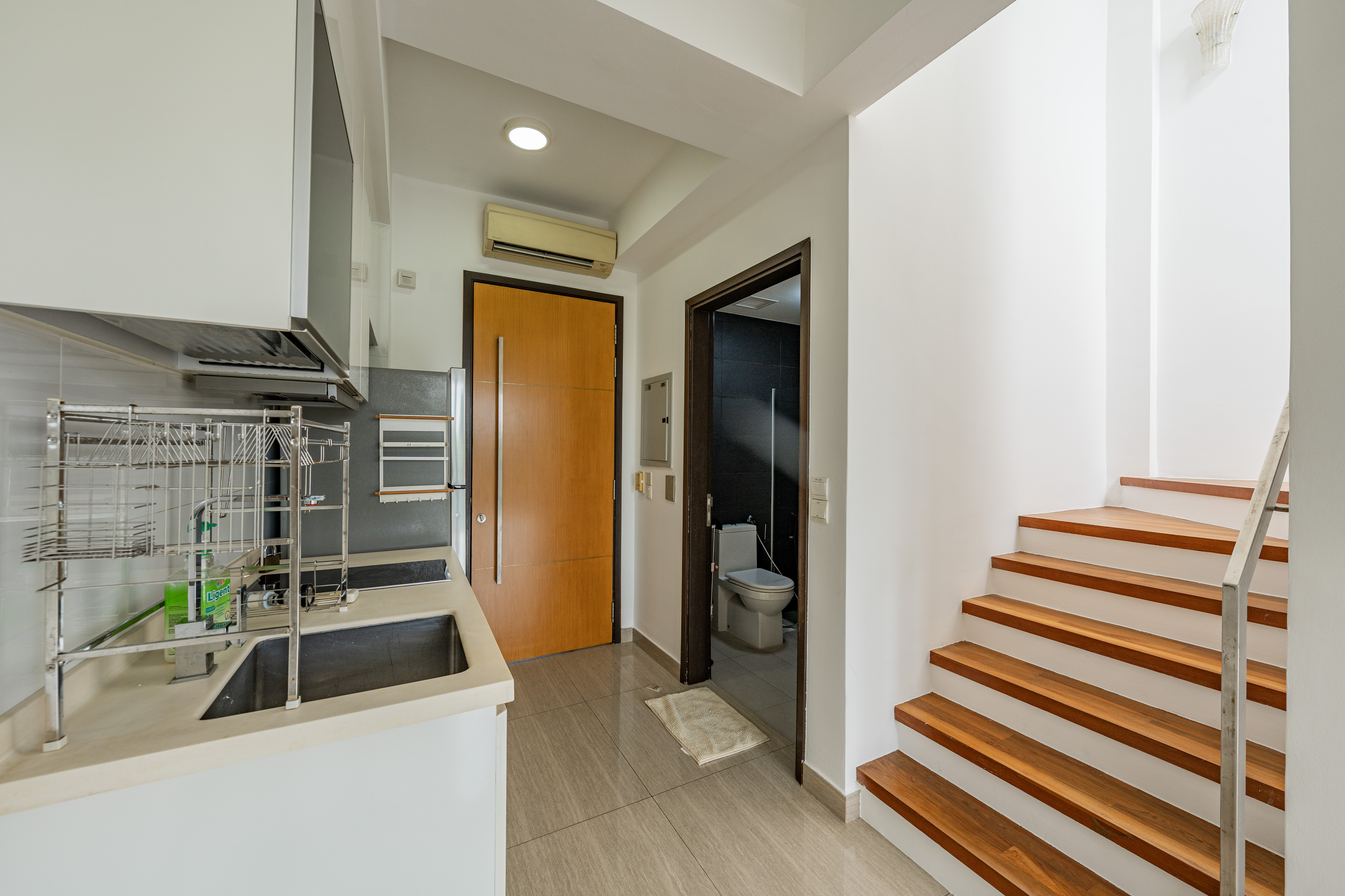 Move-In Ready 2-Bedroom Unit Close to Amenities - Photo 3