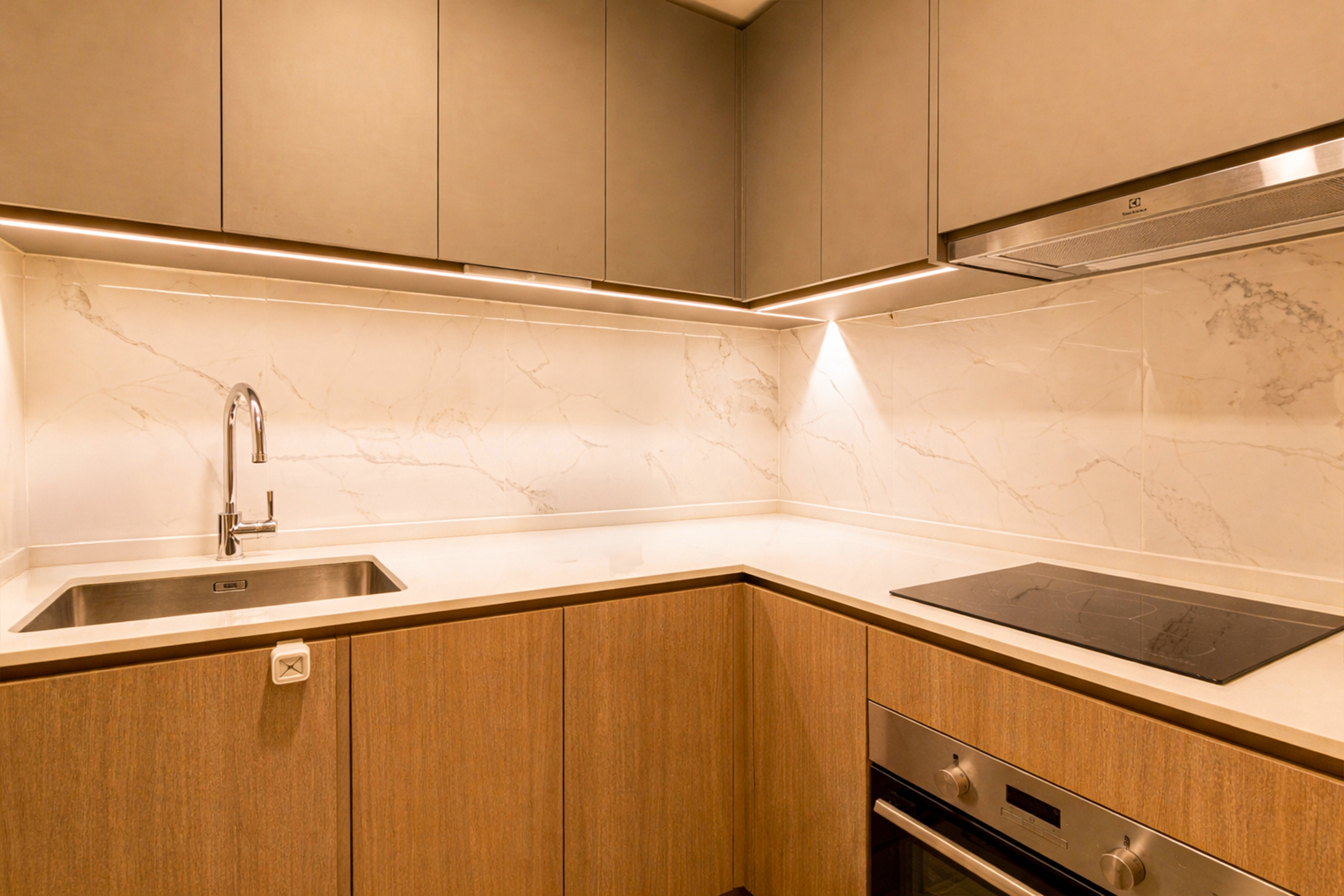 Renovated 2-Bedder, Walk to Canberra MRT & Plaza - Photo 5