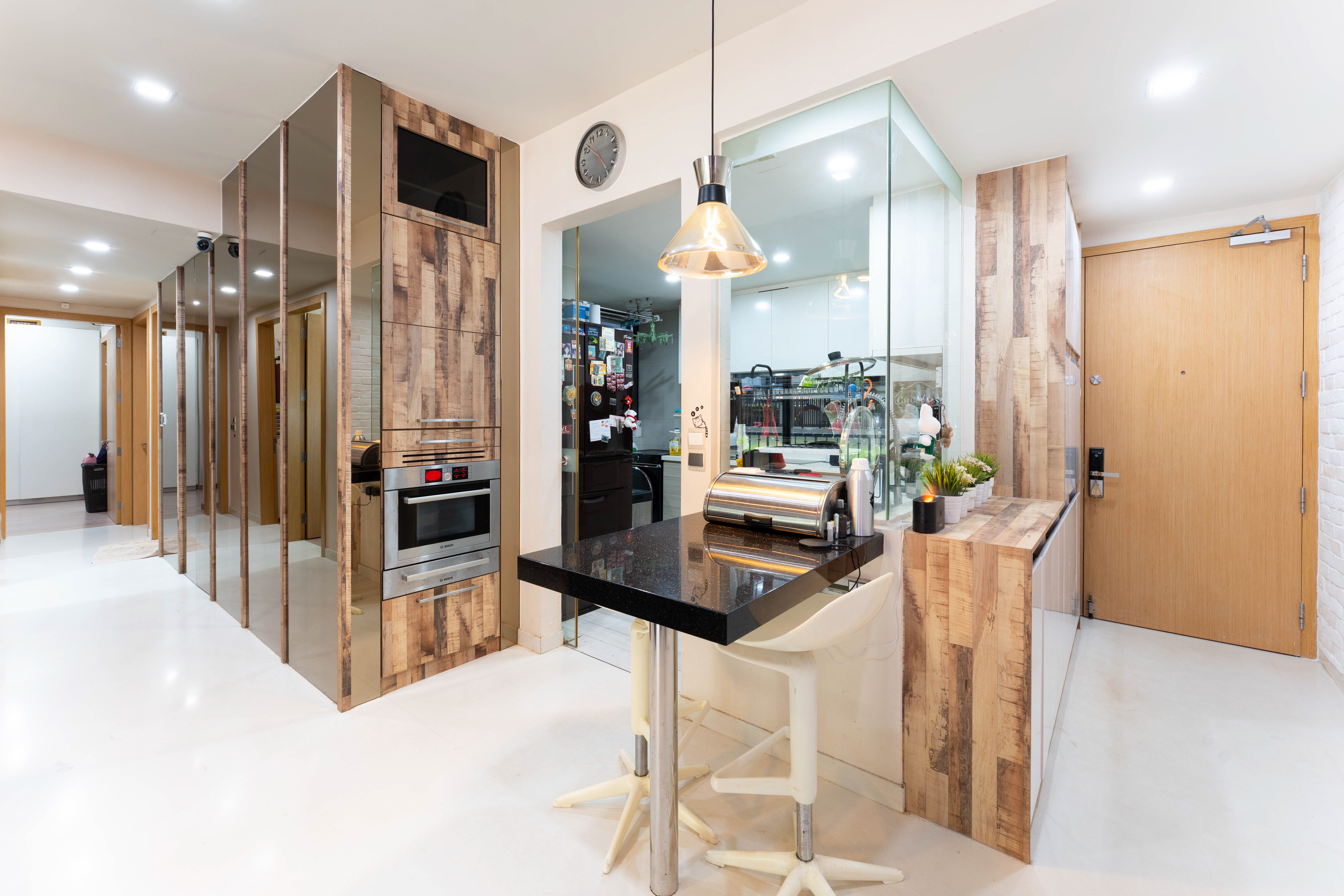 Pool-Facing Ground Floor Gem in Sengkang - Photo 8