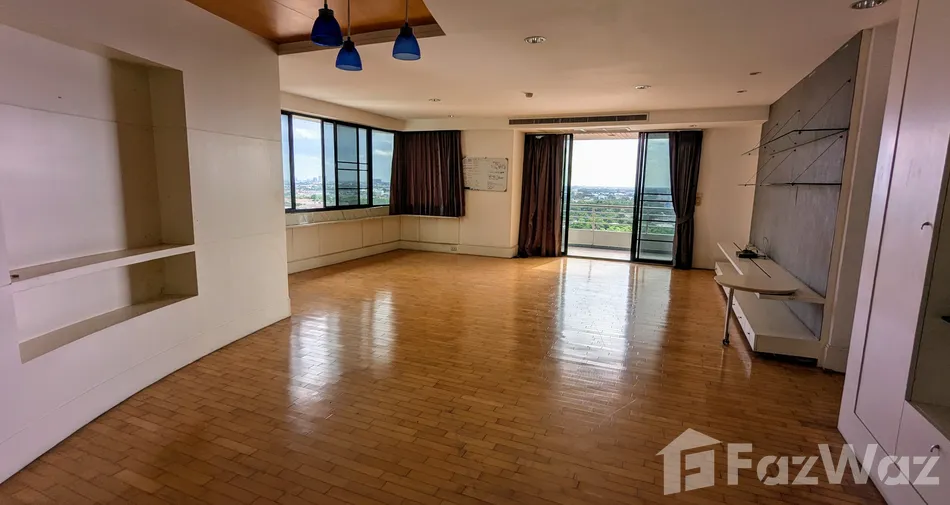3 Bedroom Condo for sale at Riverine Place in Suan Yai Nonthaburi - Photo 2