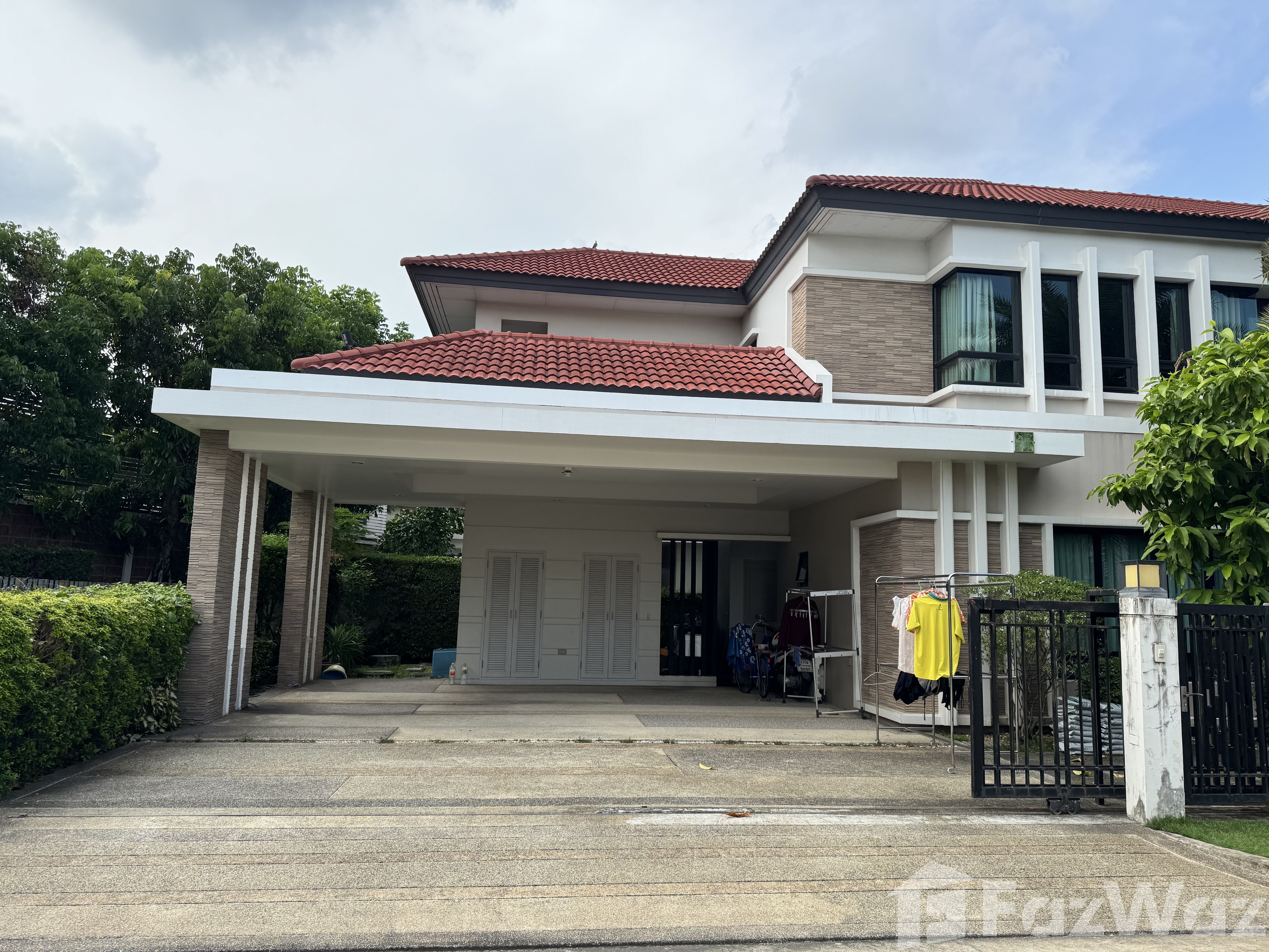 4 Bedroom House for sale at Grand Bangkok Boulevard Ratchapruek Rattanathibet in Bang Rak Noi Nonthaburi