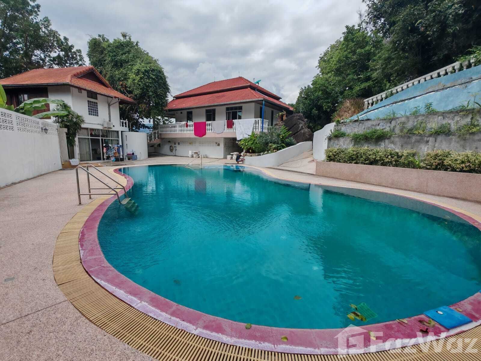 6 Bedroom House for sale in Maret Surat Thani