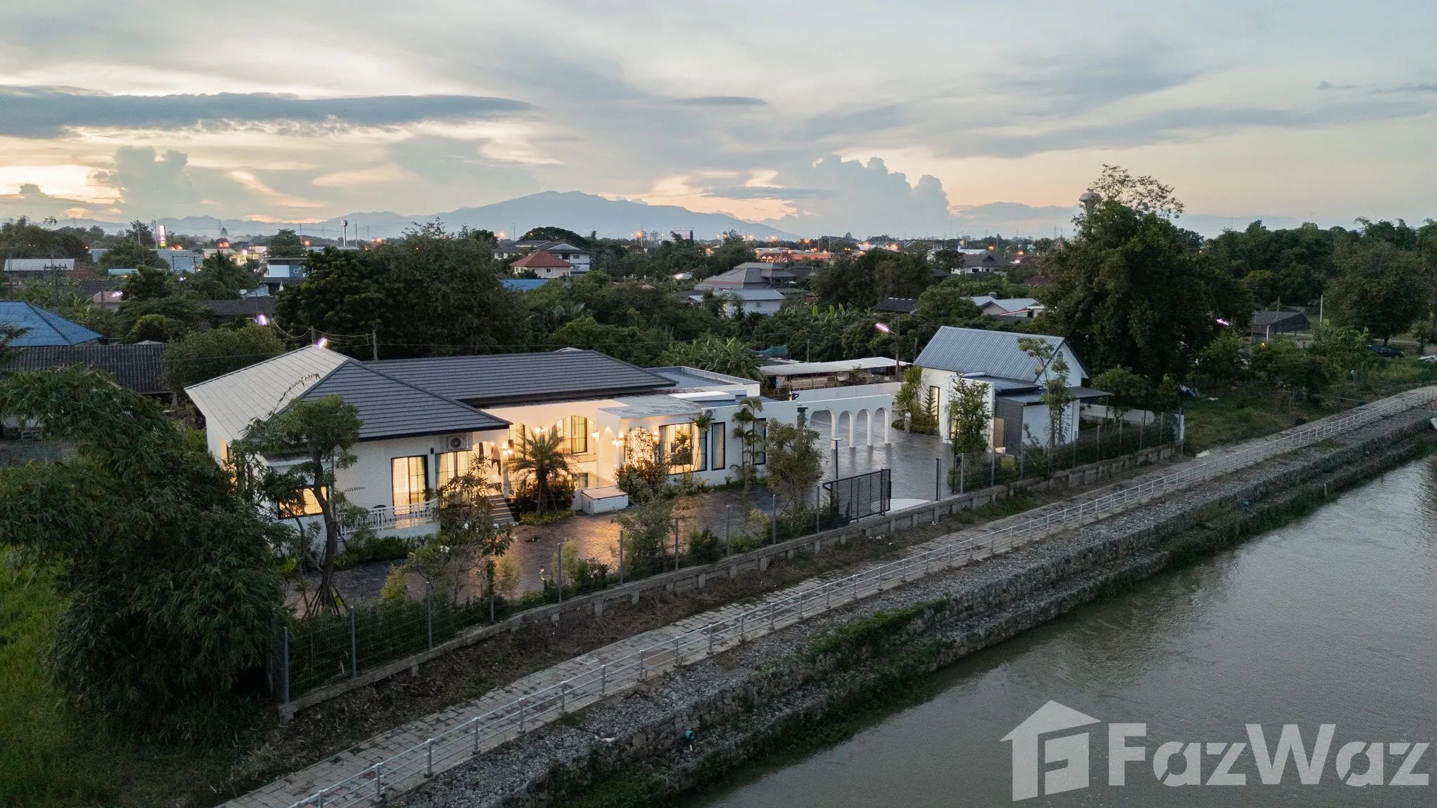 9 Bedroom House for sale in Umong Lamphun
