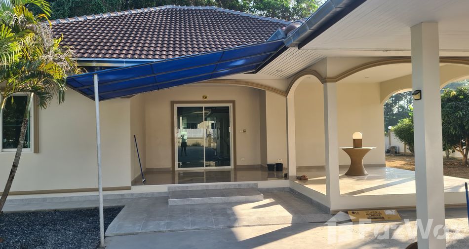3 Bedroom House for sale in Phe Rayong - Photo 2