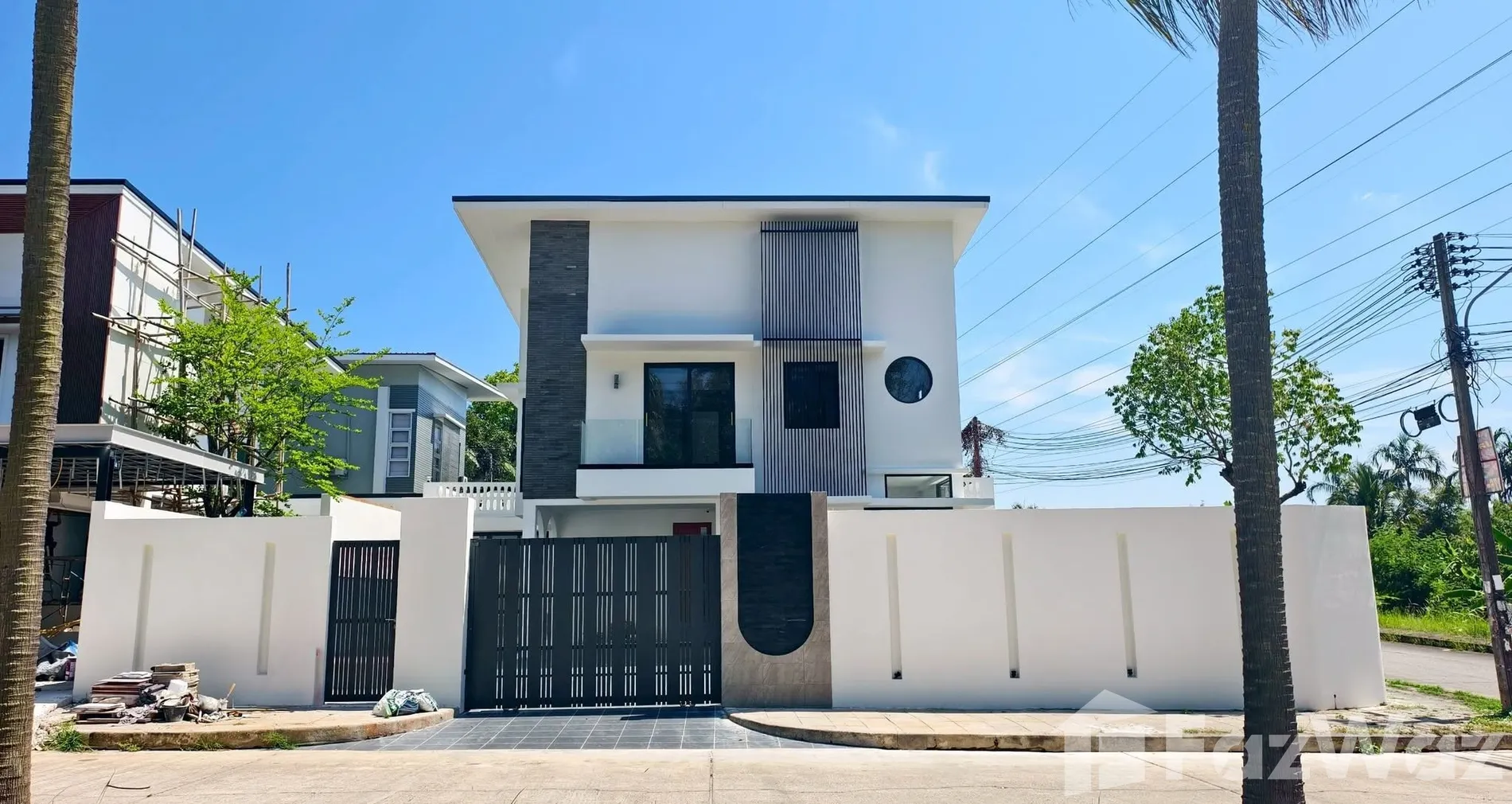 4 Bedroom Villa for sale at Baan Rock Garden By Pass Phuket 6 in Ko Kaeo Phuket - Photo 3