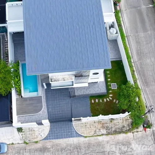 4 Bedroom Villa for sale at Baan Rock Garden By Pass Phuket 6 in Ko Kaeo Phuket - Photo 10