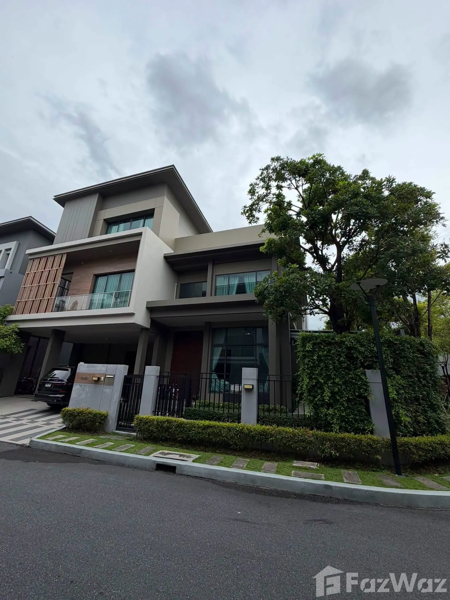 5 Bedroom House for sale at Grand Bangkok Boulevard Ratchaphruek Rama 5 in Bang Khun Kong Nonthaburi - Photo 14