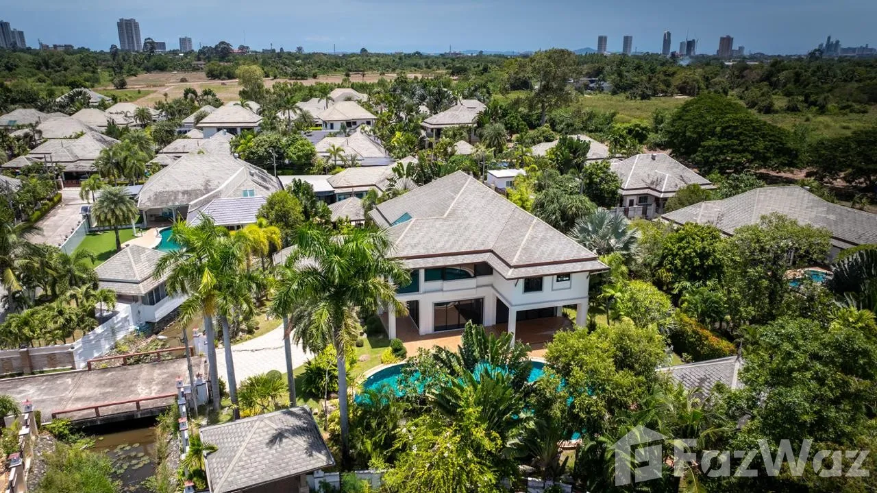 4 Bedroom Villa for sale at Baan Dusit Pattaya Park in Huai Yai Pattaya