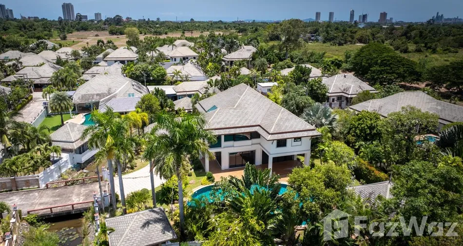 4 Bedroom Villa for sale at Baan Dusit Pattaya Park in Huai Yai Pattaya - Photo 2