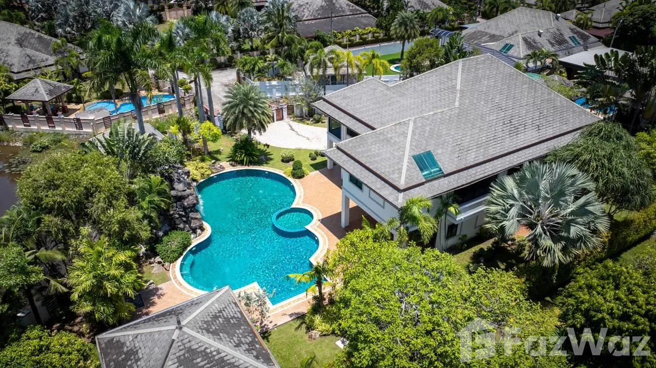 4 Bedroom Villa for sale at Baan Dusit Pattaya Park in Huai Yai Pattaya - Photo 13
