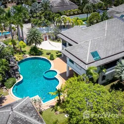 4 Bedroom Villa for sale at Baan Dusit Pattaya Park in Huai Yai Pattaya - Photo 5