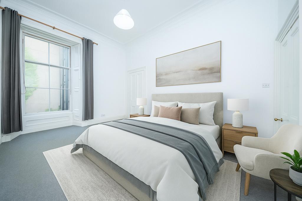 2 bedroom flat for sale - Photo 6
