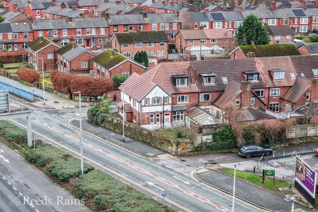 5 bedroom end of terrace house for sale - Photo 15