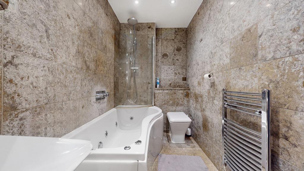 1 bedroom flat for sale - Photo 12