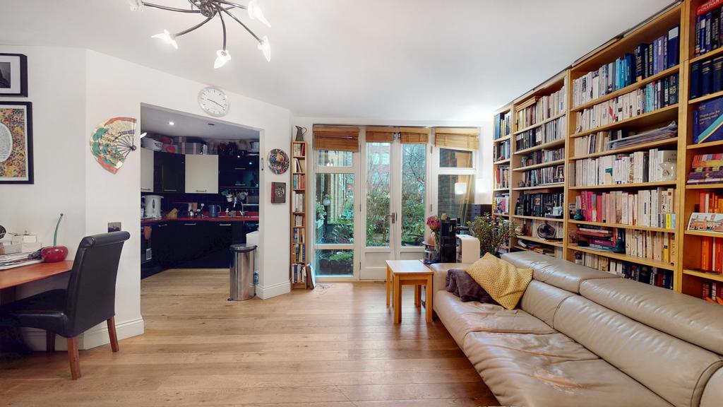 1 bedroom flat for sale - Photo 5