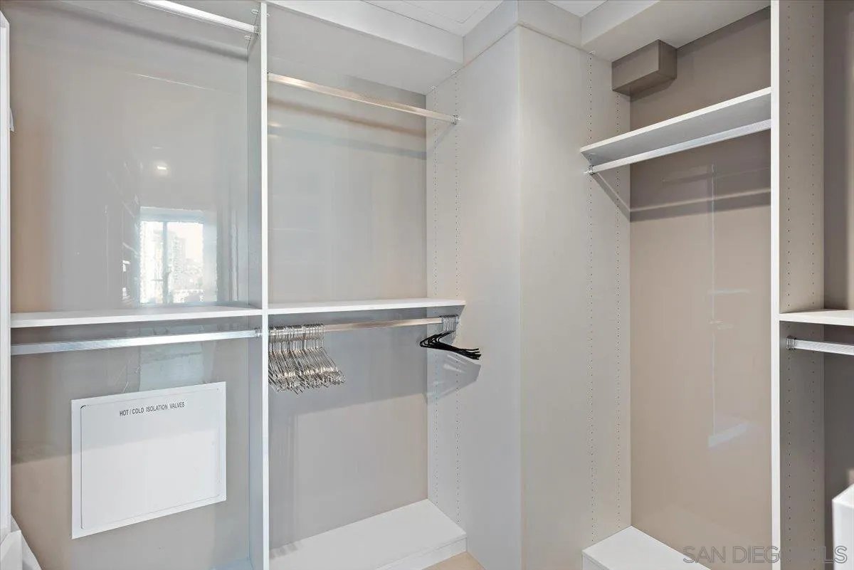 888 W E Street #1001 92101 SL26-00109 - Photo 19